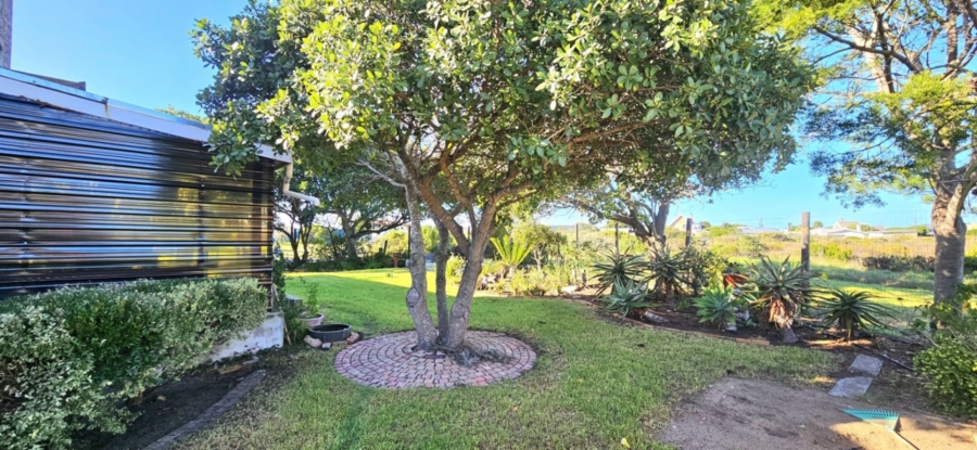 5 Bedroom Property for Sale in Franskraal Western Cape